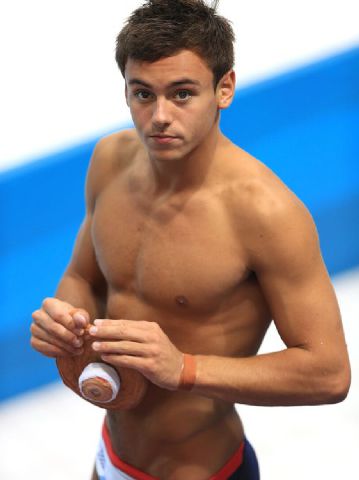 tom-daley-1344530080-view-1