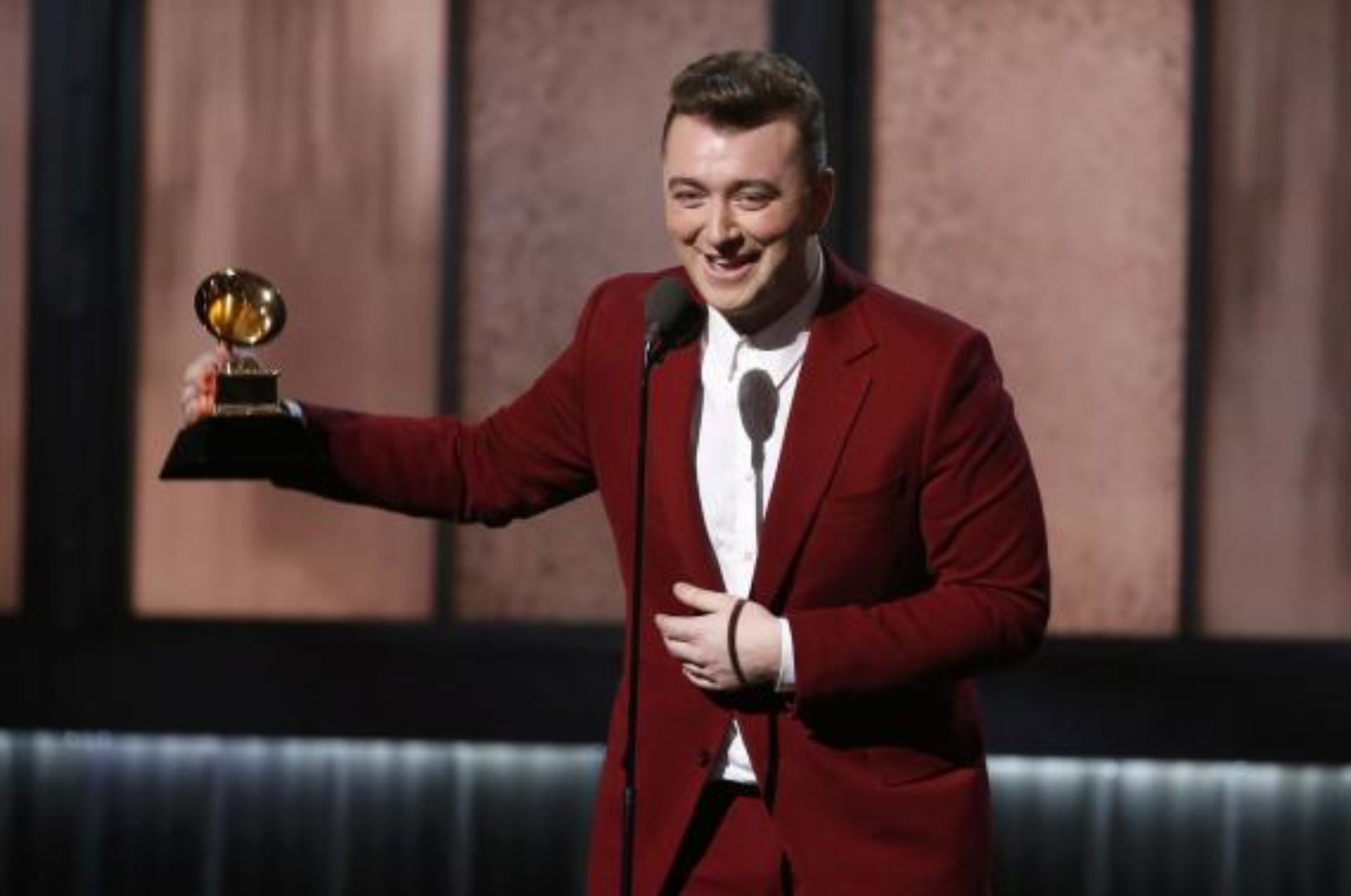 Sam Smith Is Quadruple Winner At 2015 Grammy Awards