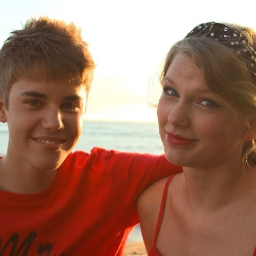 Photo: When Taylor Swift And Justin Bieber Became A Lesbian Couple