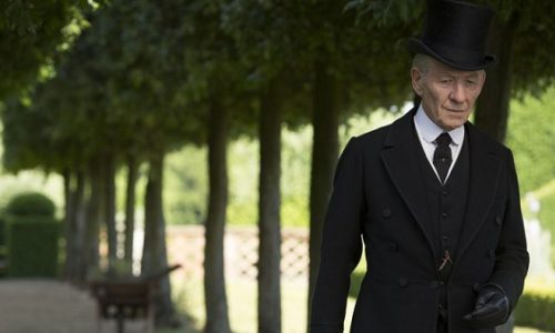 Sir Ian McKellen Calls On All Closeted Actors To Throw Open Their Doors