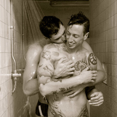Straight Hollywood Stars Pose As Gay Couples To Show ‘Love Is Love’