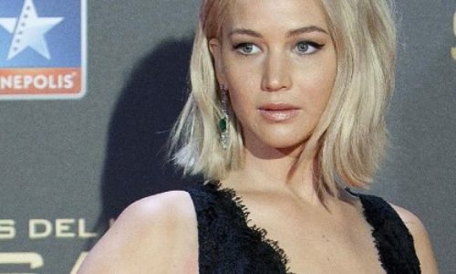 Jennifer Lawrence describes herself as a ‘slutty power lesbian’