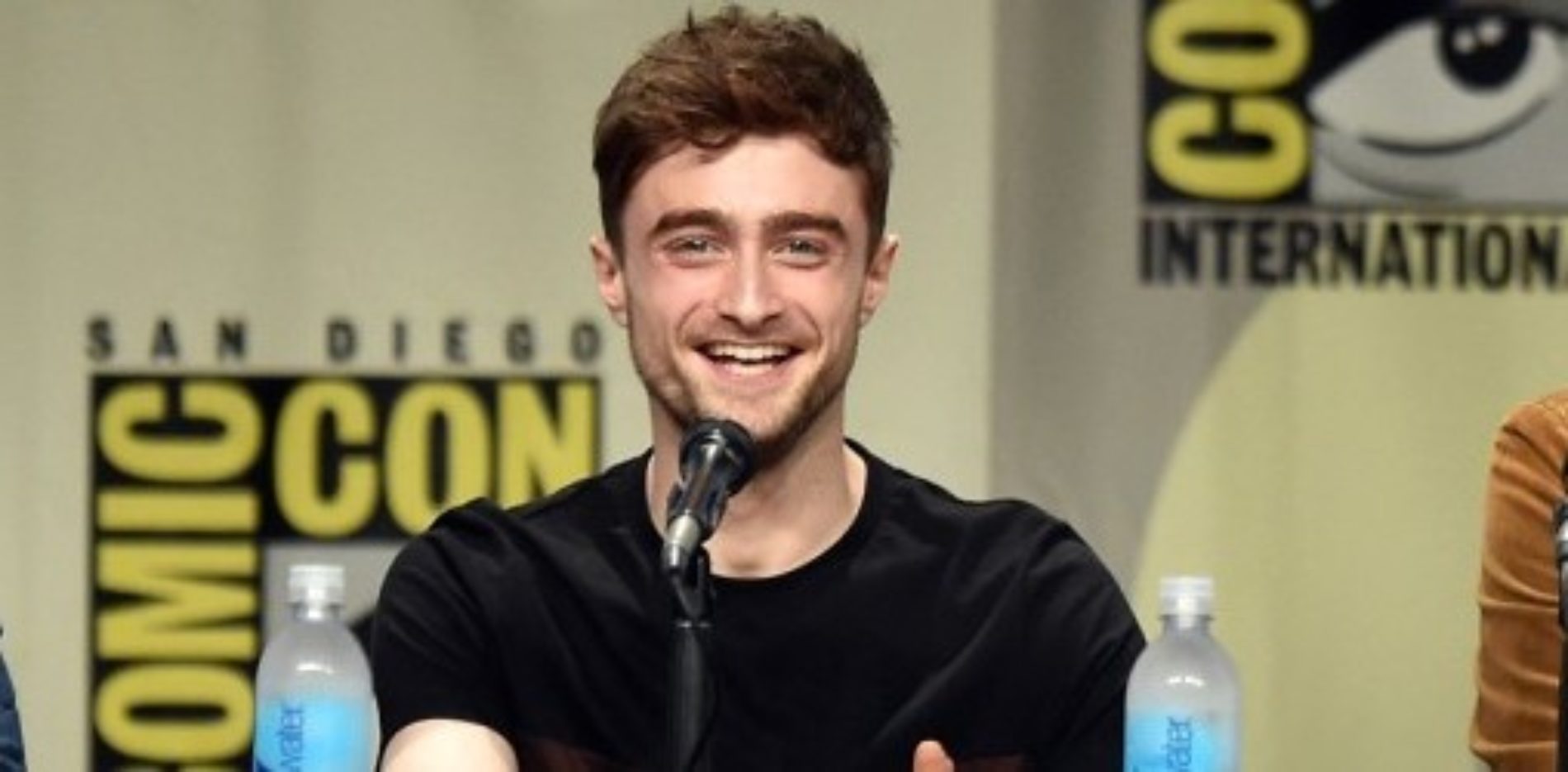 Daniel Radcliffe Is Thankful To Be ‘Rear of the Year’