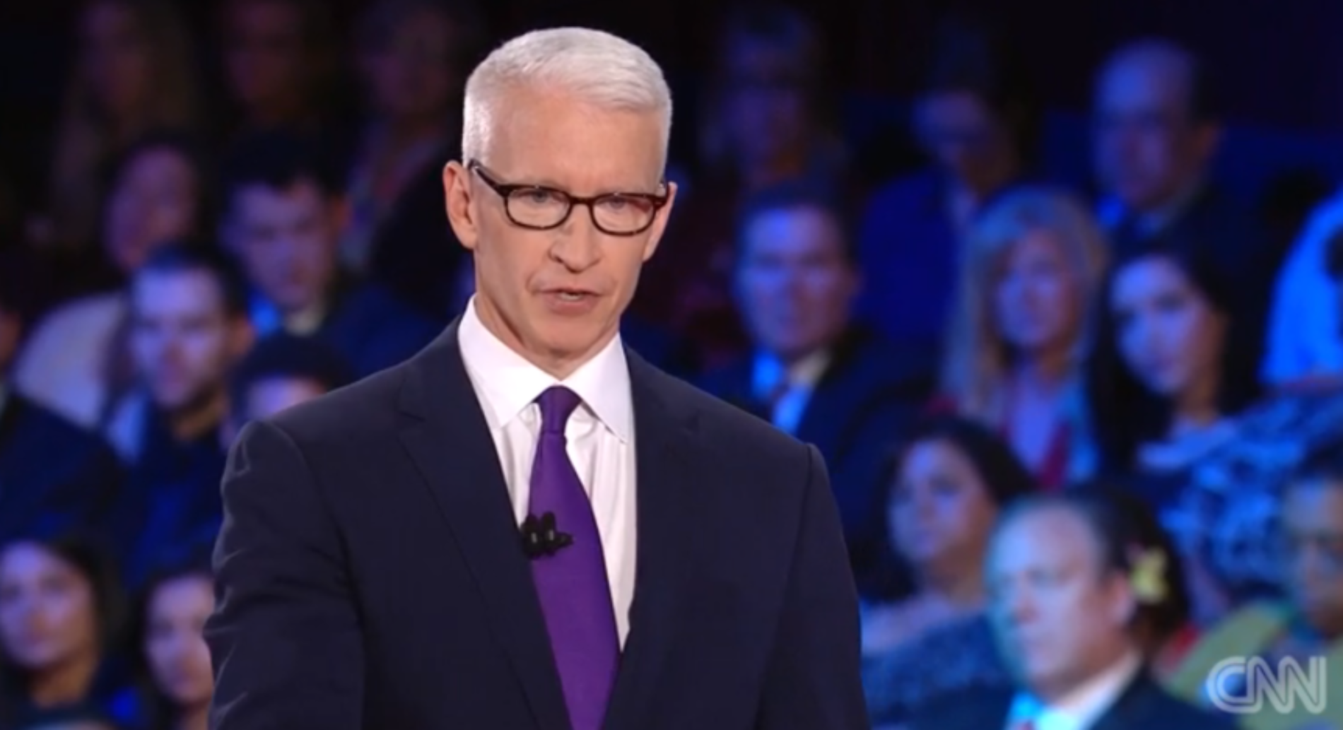 Anderson Cooper attacked over Second US Presidential Debate