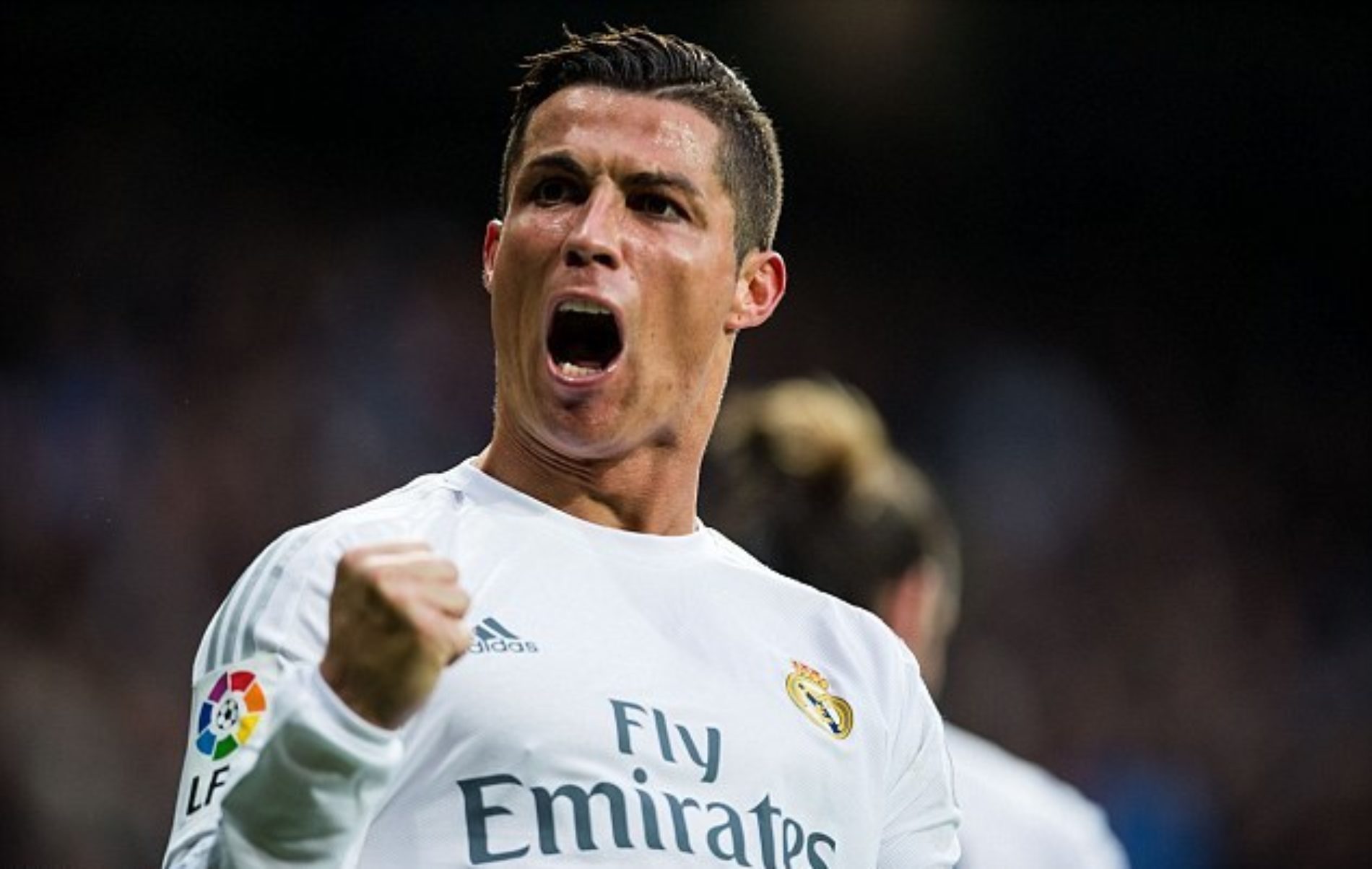 “A faggot with a lot of money!” Cristiano Ronaldo hits back at homophobic opponent