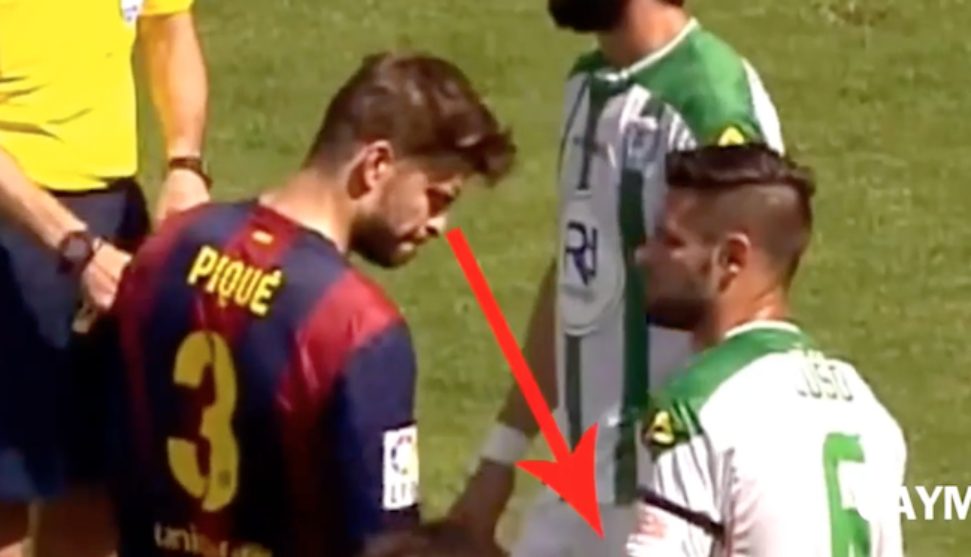 Soccer player Gerard Piqué distracted by opponent’s huge something-something