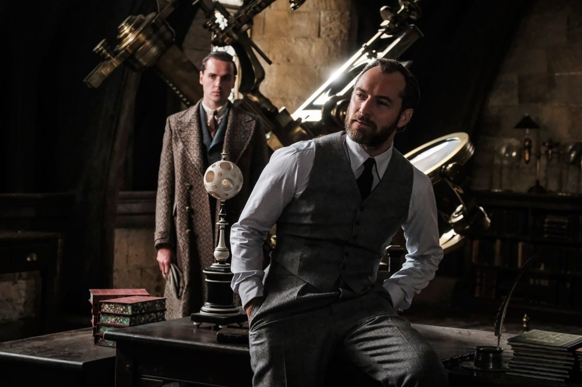 Harry Potter fans furious over director confirming that Dumbledore won’t be ‘explicitly gay’ in Fantastic Beasts 2