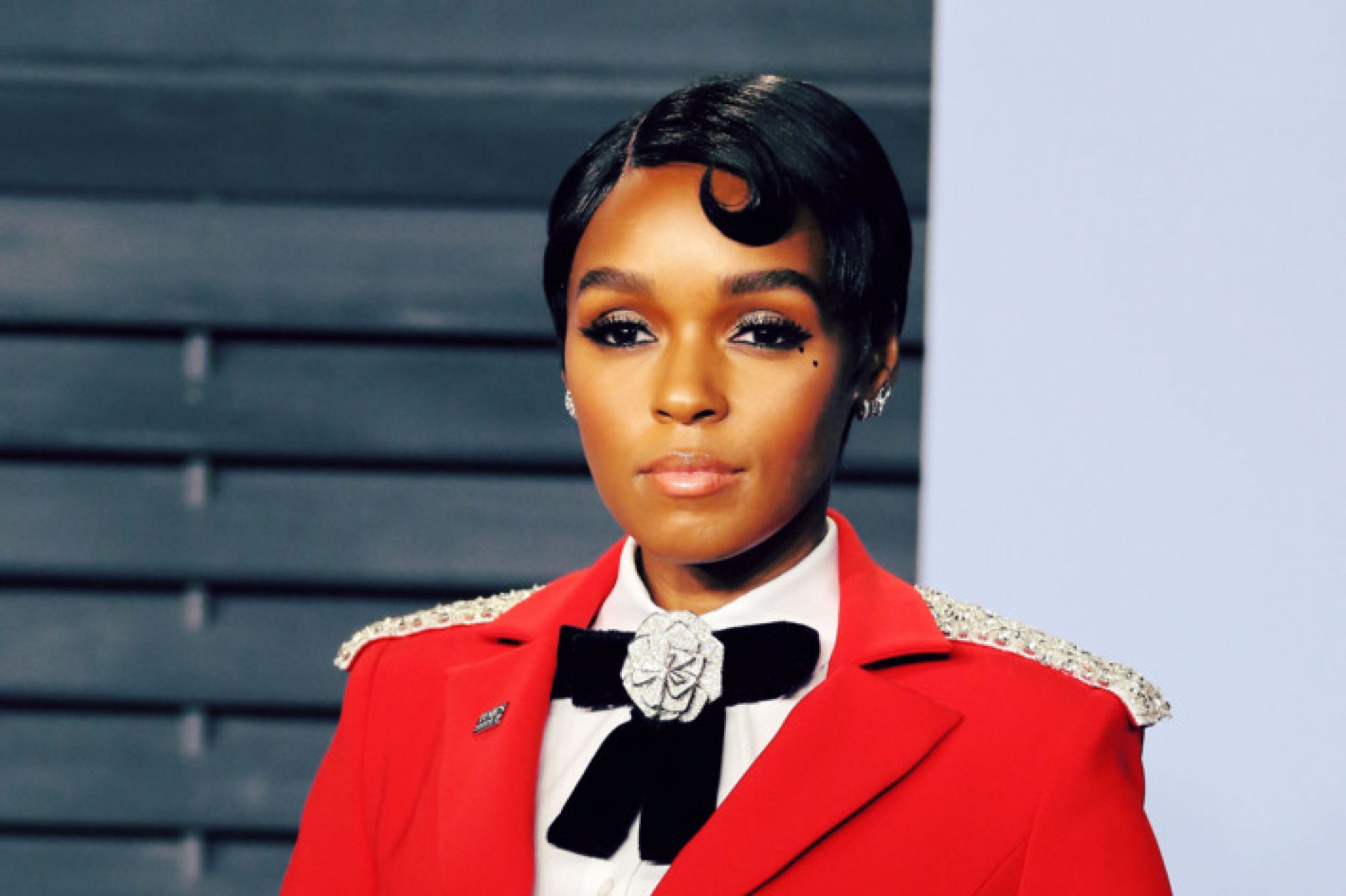 Janelle Monáe comes out as queer