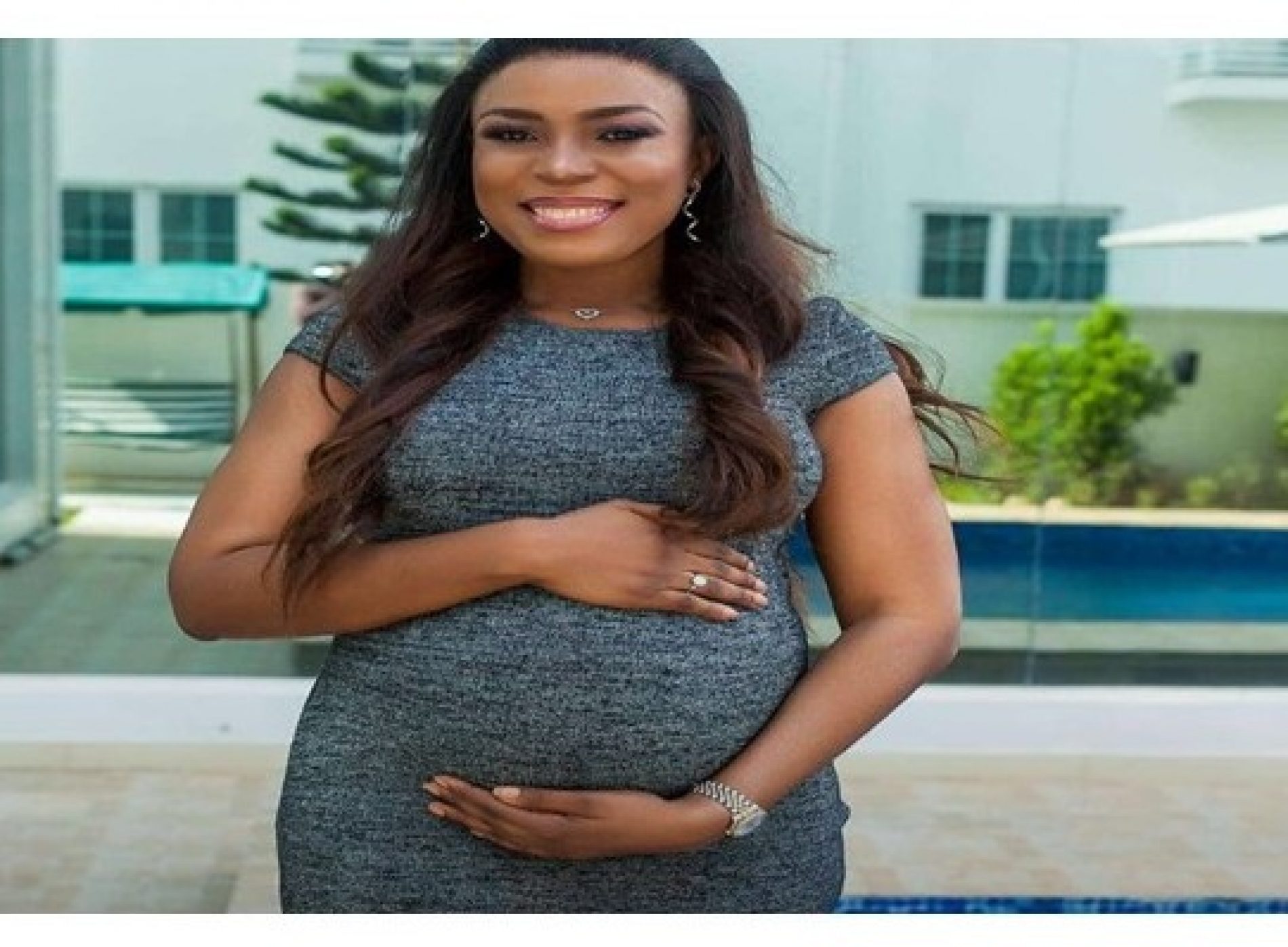 “Linda Ikeji is Celibately Pregnant.” Nigerian Twitter reacts to the news of the blogger’s pregnancy