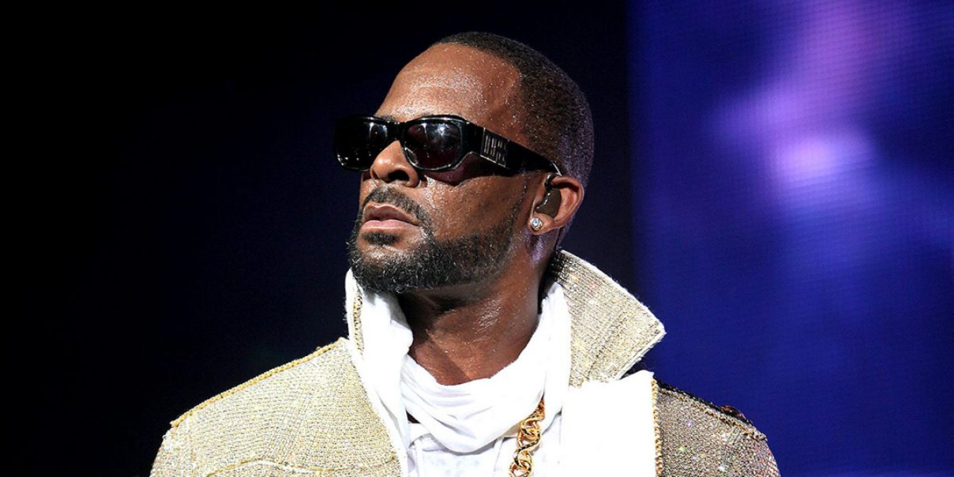 Facebook Reportedly Shuts Down R. Kelly Fan Page ‘Surviving Lies’ For Shaming And ‘Bullying’ Accusers