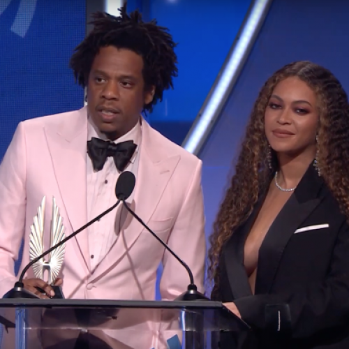 Beyoncé Reveals She Lost Her Gay Uncle To HIV In Emotional Speech At The GLAAD Media Awards