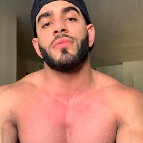 This instagram model says he feels “disrespected” when followers post comments on his “perfect body”