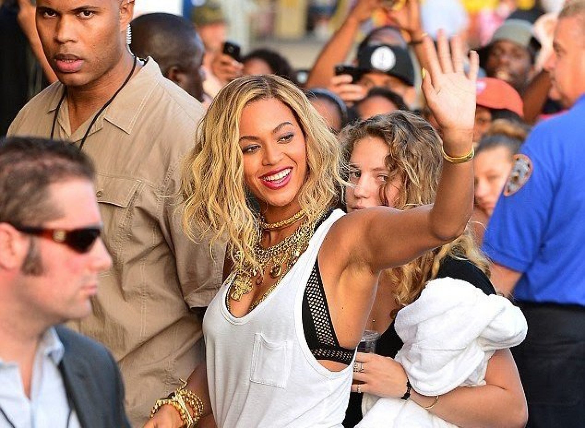25 Problems That All Beyoncé Fans (AKA The Beyhive) Can Relate To