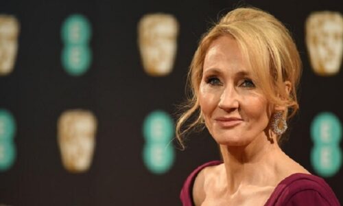 JK Rowling Returns Human Rights Award To Group That Condemned Her For Her “Anti-Trans” Comments