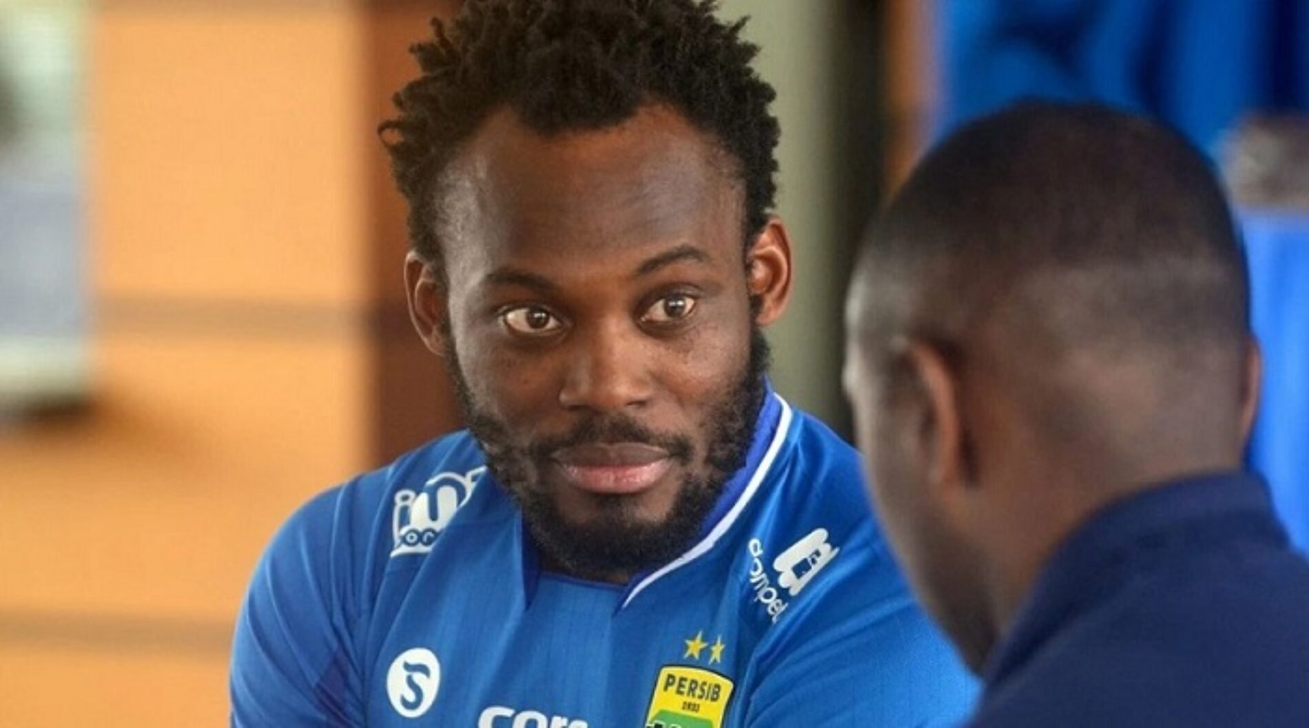 Chelsea star Michael Essien lends support to the Ghanaian LGBTQ Community, faces backlash, and withdraws his support