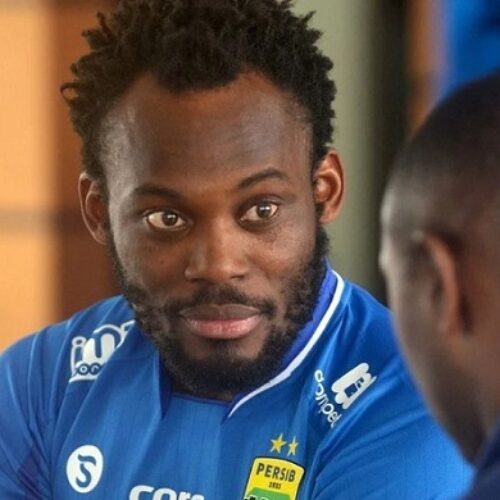 Chelsea star Michael Essien lends support to the Ghanaian LGBTQ Community, faces backlash, and withdraws his support