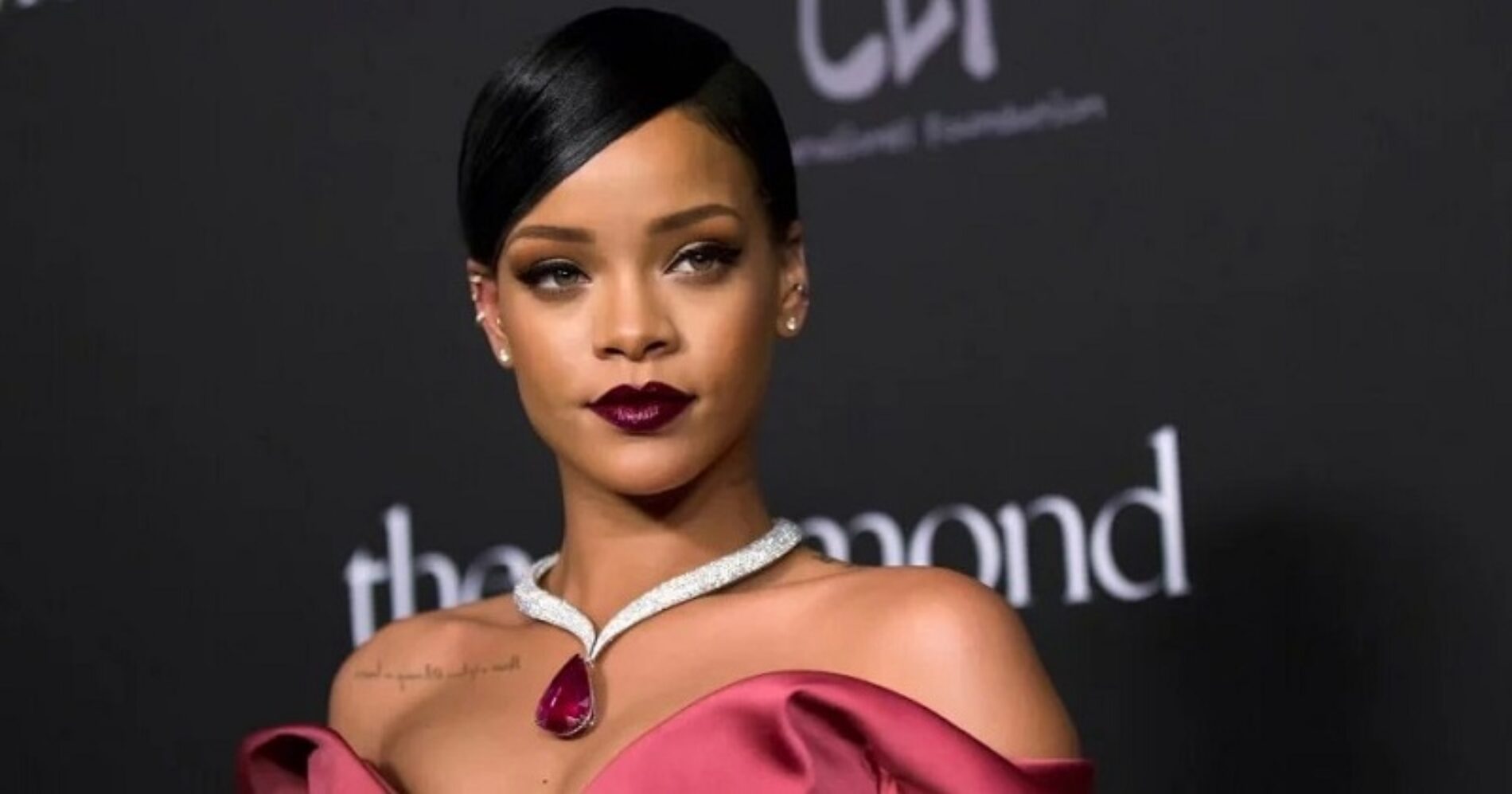 Rihanna is a Billionaire, and the Richest Female Musician in the World